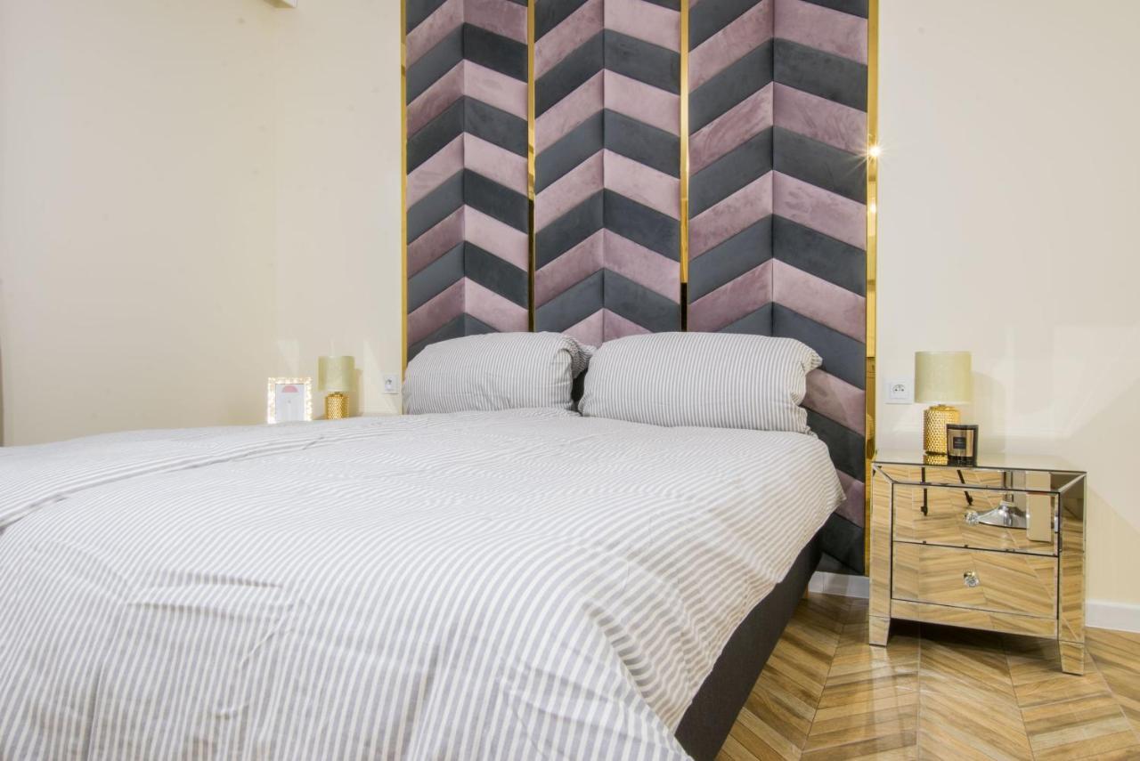 Central Apartments Goleniow Luxury Exterior photo
